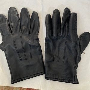 Vintage Leather gloves size M color black very good condition